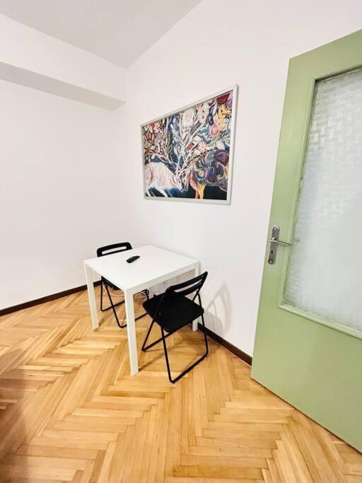 Cosy Apartment #12Lunipebega Timişoara Exterior foto